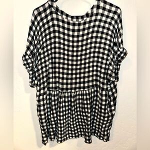 🔥 3/15 SALE 🔥 Jane & Delaney Black & White Checkered  Gingham V-Neck Blouse